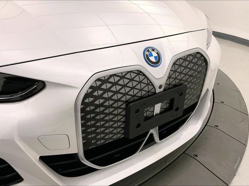 Used 2025 BMW i4 xDrive40i w/ M Sport Package image 29