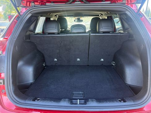 Used 2025 Jeep Compass Trailhawk AWD/4WD image 29