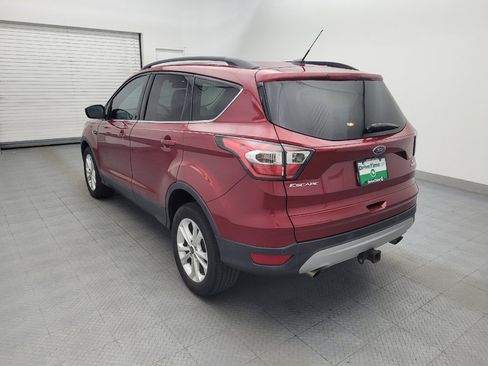 Used 2017 Ford Escape SE w/ Equipment Group 201A FWD image 5