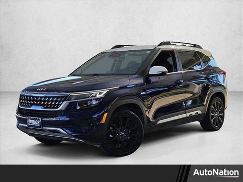 Used 2023 Kia Seltos Nightfall Edition image 1