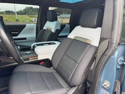 Used 2024 GMC Hummer EV 3X w/ Omega Edition AWD/4WD image 14