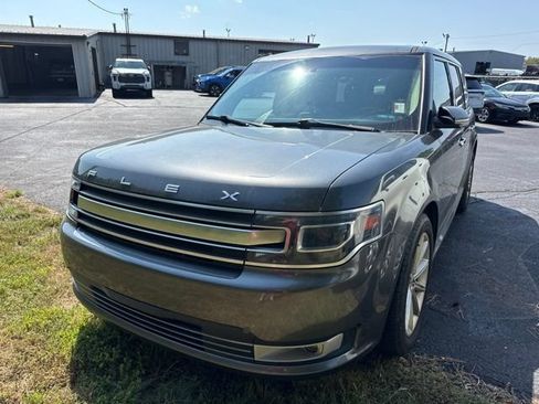 Used 2018 Ford Flex Limited AWD/4WD image 4