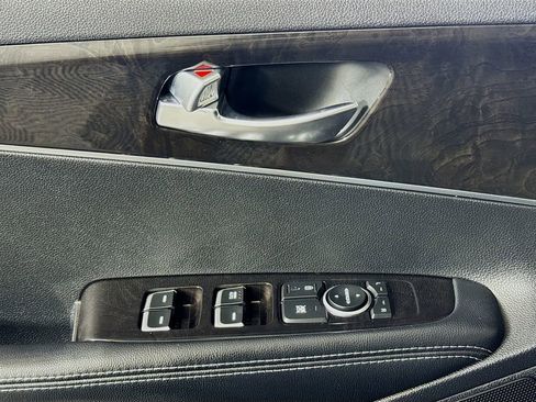 Used 2016 Kia Sorento LX w/ LX Convenience Package image 20