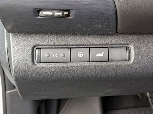 New 2026 Nissan Pathfinder Rock Creek w/ Rock Creek Premium Package AWD/4WD image 18