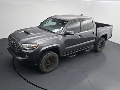 Used 2021 Toyota Tacoma TRD Sport AWD/4WD image 12