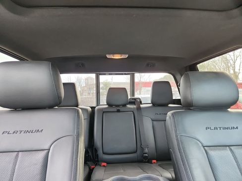 Used 2015 Ford F250 Platinum w/ FX4 Off-Road Package image 17