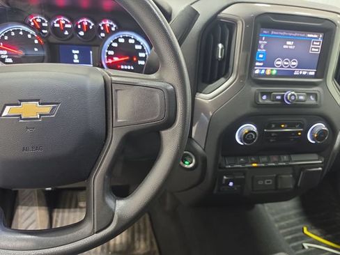 Used 2023 Chevrolet Silverado 1500 Custom AWD/4WD image 12
