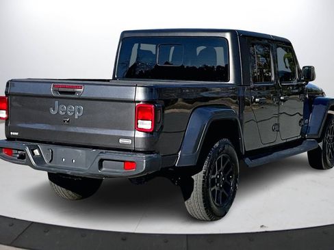 Certified 2023 Jeep Gladiator Overland image 9