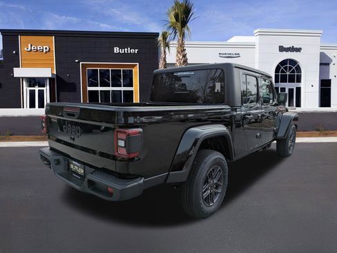 New 2026 Jeep Gladiator Sport image 6