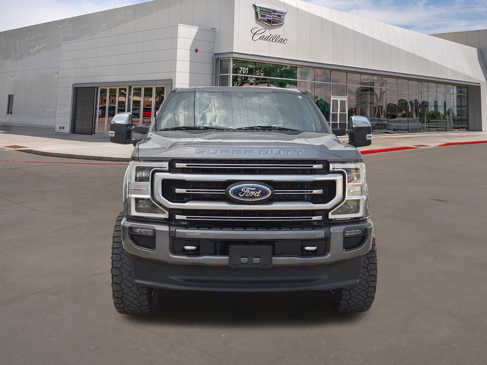 Used 2022 Ford F250 Platinum AWD/4WD image 2