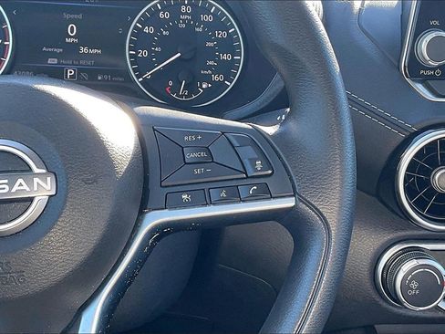 Used 2024 Nissan Sentra SV image 12