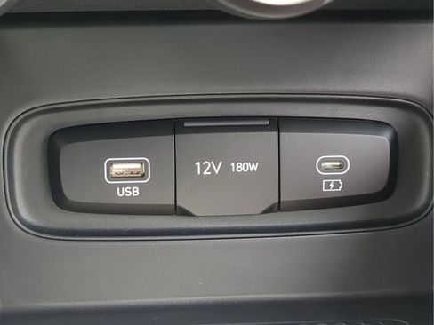 New 2026 Hyundai Venue SE FWD image 30