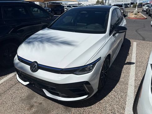 Used 2026 Volkswagen Golf AWD/4WD image 7