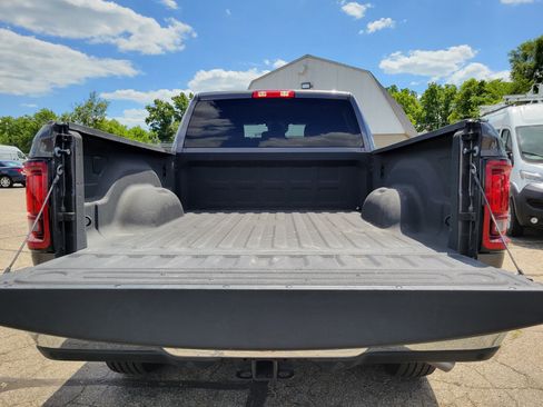 Used 2025 RAM 2500 Big Horn AWD/4WD image 20