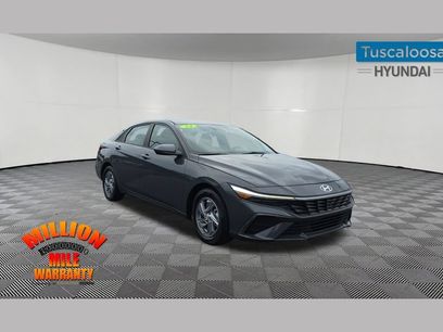 Used 2024 Hyundai Elantra SE