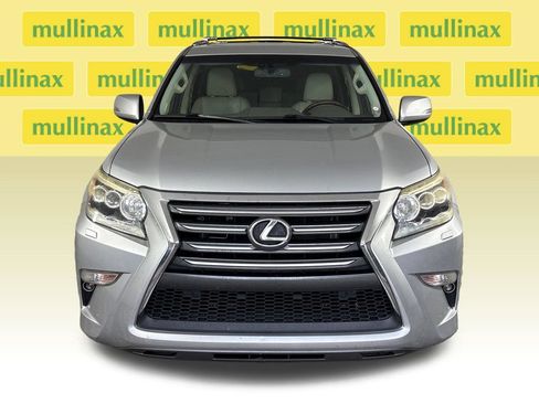 Used 2016 Lexus GX 460 w/ Premium Package AWD/4WD image 16