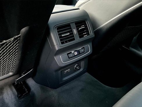 Used 2022 Audi SQ5 Premium Plus image 10