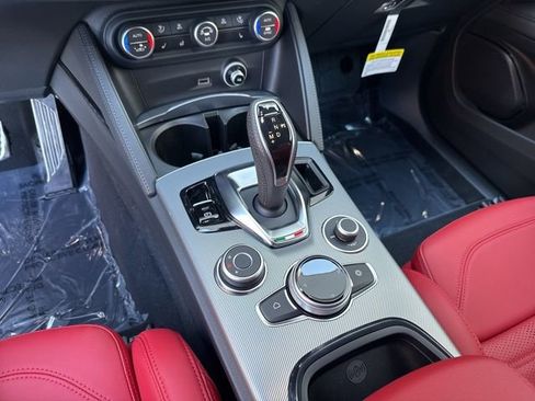 New 2026 Alfa Romeo Stelvio Sprint w/ Convenience Package image 12
