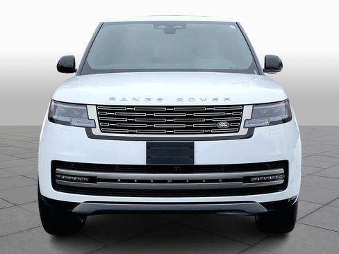 New 2026 Land Rover Range Rover SE image 2