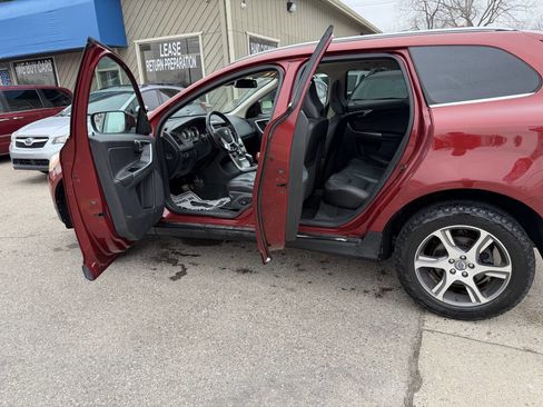 Used 2013 Volvo XC60 T6 image 13