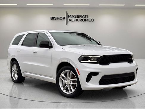 Used 2023 Dodge Durango GT RWD image 1