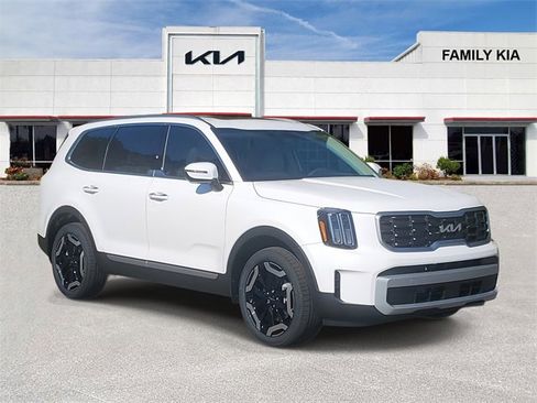New 2025 Kia Telluride S image 1