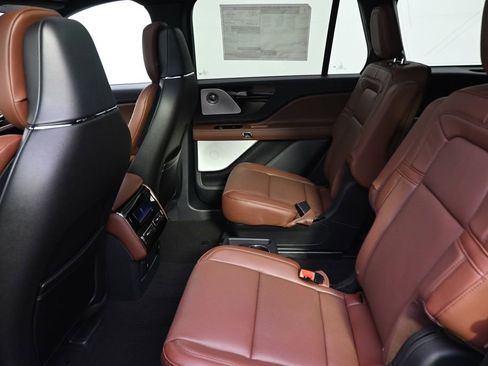 New 2026 Lincoln Aviator Reserve image 21