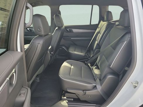 New 2026 Buick Enclave Sport Touring w/ Power Package FWD image 23