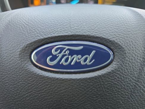 Used 2019 Ford Fusion SE image 5