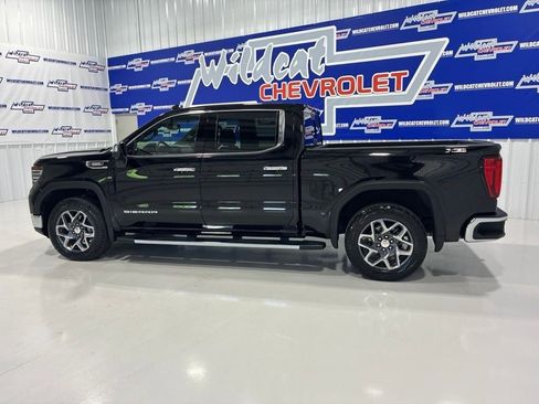 Used 2025 GMC Sierra 1500 SLT w/ SLT Premium Plus Package AWD/4WD image 3