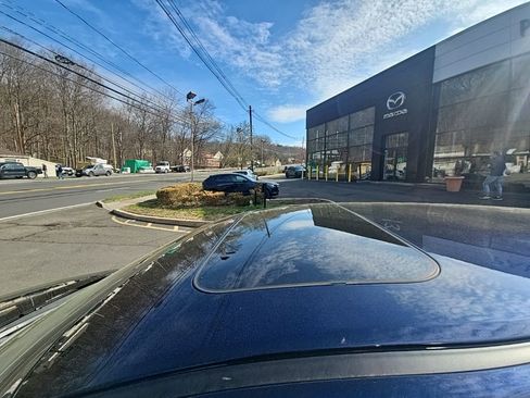 Certified 2024 MAZDA CX-5 AWD 2.5 S w/ Preferred Package image 8