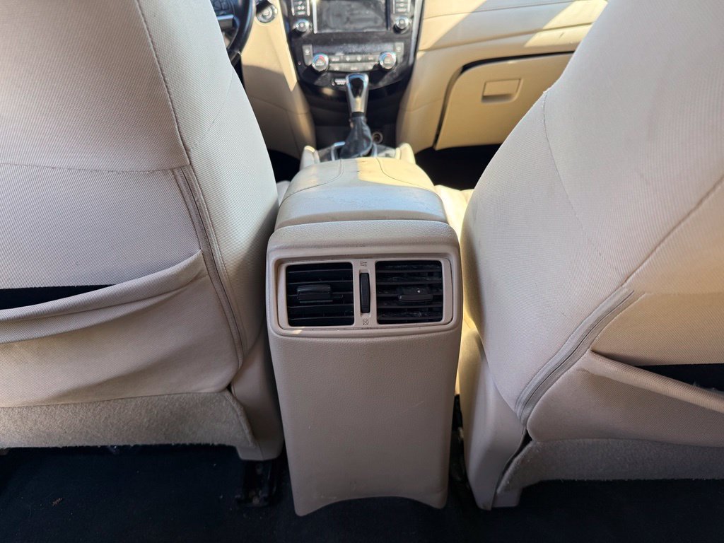 Used 2020 Nissan Rogue SV FWD image 20