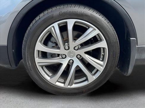 Used 2017 INFINITI QX50 2WD w/ Premium Plus Package image 28