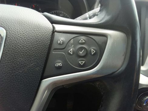Used 2019 GMC Acadia SLE FWD image 24
