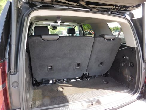 Used 2015 Chevrolet Tahoe LTZ AWD/4WD image 6