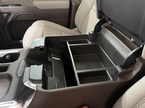 New 2026 GMC Sierra 1500 SLT w/ SLT Premium Plus Package image 24