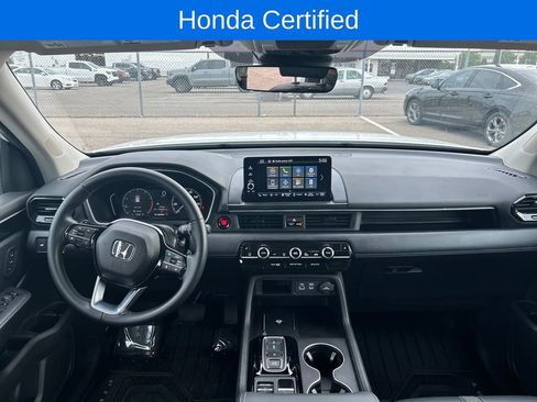 Used 2025 Honda Pilot EX-L image 16