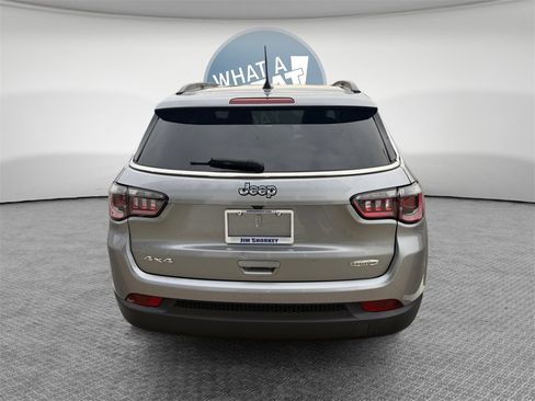 Used 2022 Jeep Compass Latitude w/ Convenience Group image 4