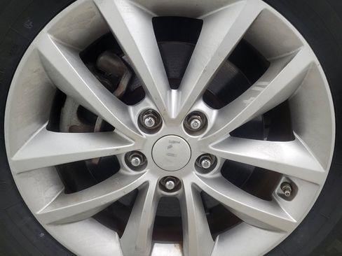 Used 2016 Kia Sorento LX w/ LX Convenience Package image 31