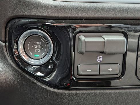 New 2026 GMC Sierra 1500 SLE AWD/4WD image 50