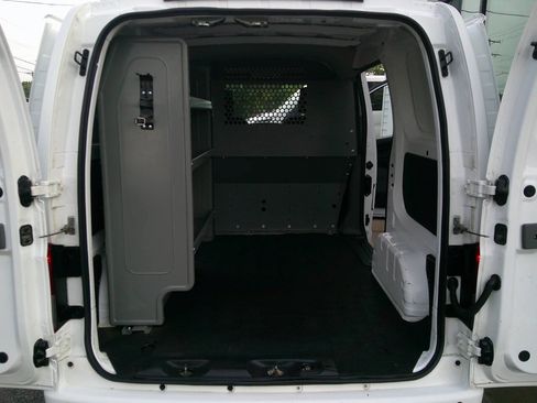 Used 2019 Nissan NV200 SV w/ Navigation Package FWD image 9