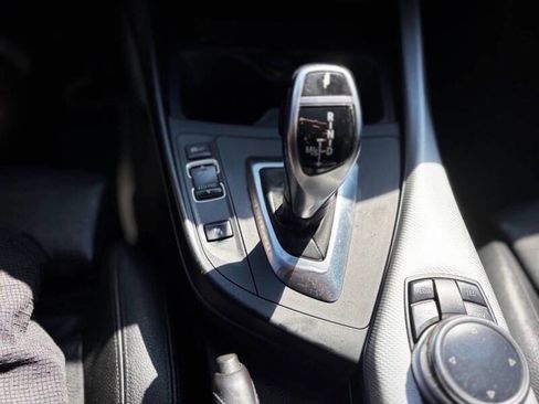 Used 2015 BMW M235i xDrive Coupe image 21