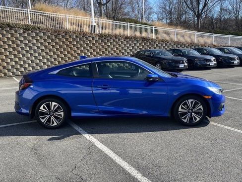 Used 2017 Honda Civic EX-T image 9