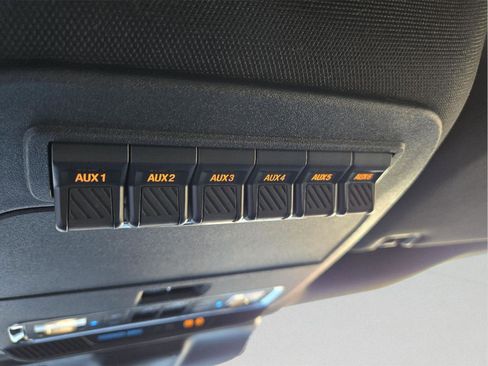 Used 2025 Ford F350 Platinum image 43