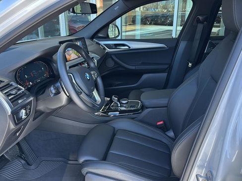 Certified 2024 BMW X4 xDrive30i w/ Premium Package image 8
