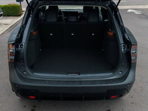 New 2026 Nissan Kicks SR image 8