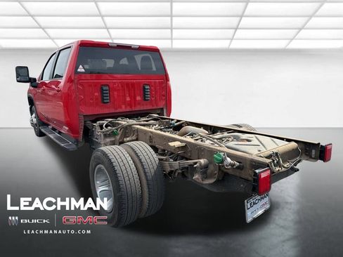 Used 2024 Chevrolet Silverado 3500 LT w/ Convenience Package image 7