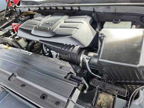 Used 2021 Nissan Titan PRO-4X w/ Pro-4x Utility Package image 16