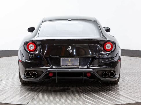 Used 2015 Ferrari FF image 5