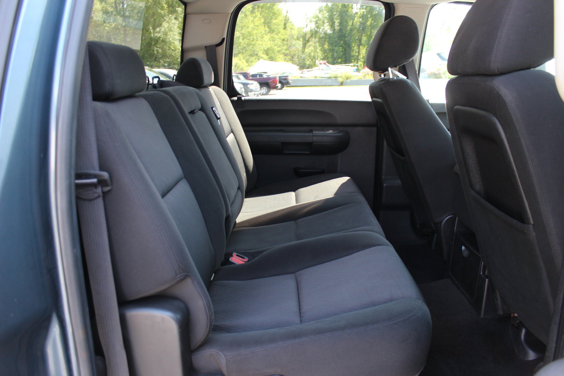 Used 2011 Chevrolet Silverado 2500 LT w/ Interior Plus Package AWD/4WD image 38